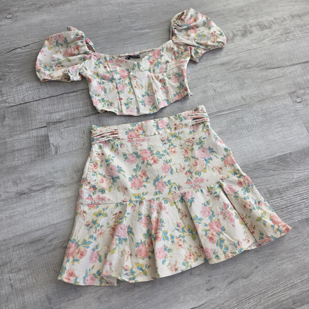 Zara Set Cropped Top + skirt Floral M - Picture 2 of 9
